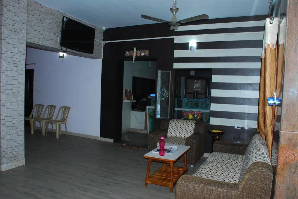 Jayalakshmi Residency Otel Tirupati Dış mekan fotoğraf